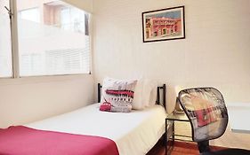 VENECIA SUITE BOG Habitación sencilla con baño privado Unicentro norte